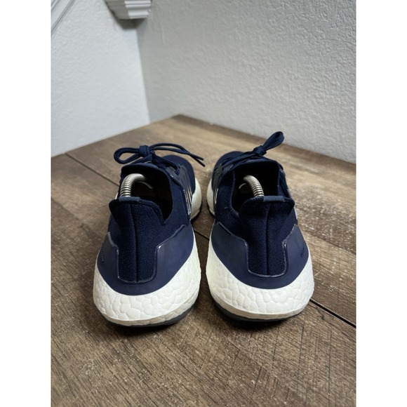 Adidas Ultraboost 22 Women's Size 9.5 Navy Running Comfort Shoes Sneakers GX5593 - Picture 4 of 7